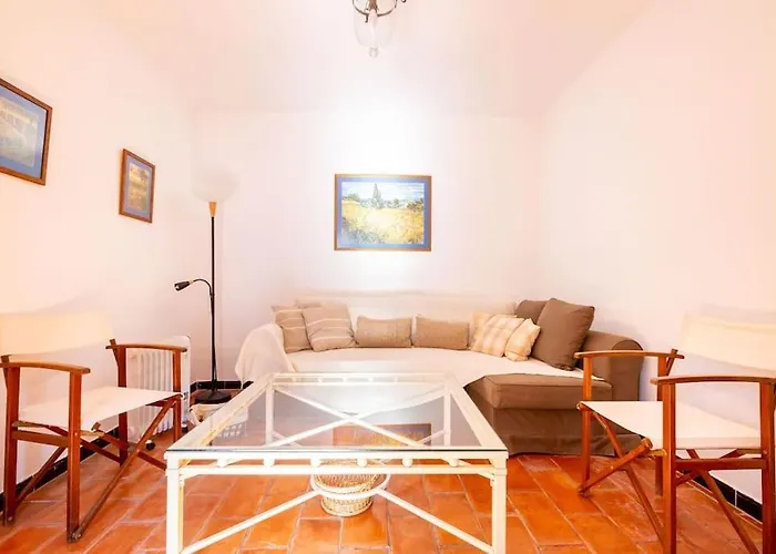 Corral Oasis * Sevilla